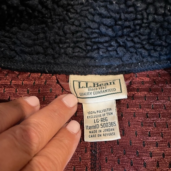 L.L Bean Men’s zipper jacket - Size LG-Reg - Picture 3 of 5
